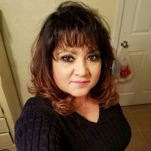 Meet your Posher, Christina